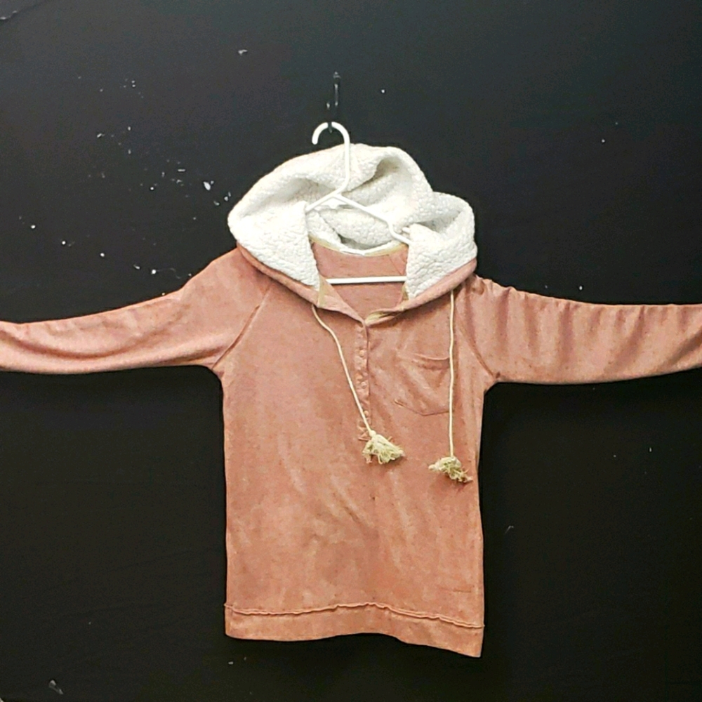 Thin hoodie